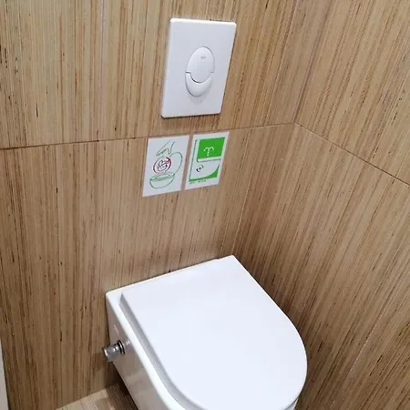 Abbracci Leandra Πανσιόν Civitavecchia